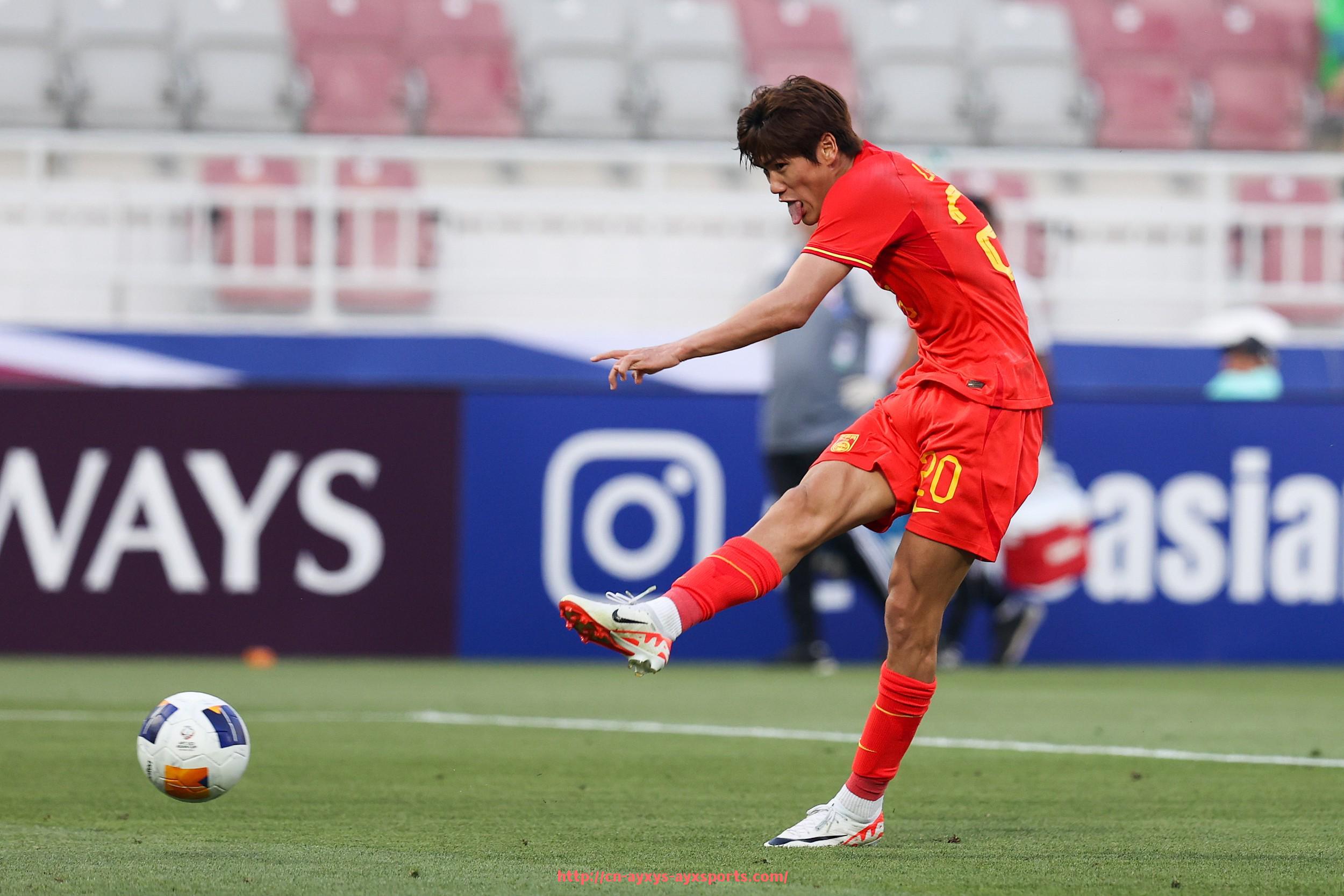 爱游戏体育-西甲联赛外援规则与球队阵容管理